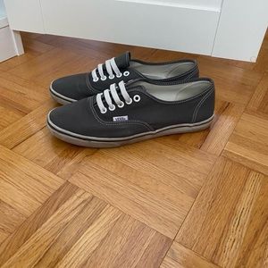 VANS Classic Sneaker (Thinner Sole)